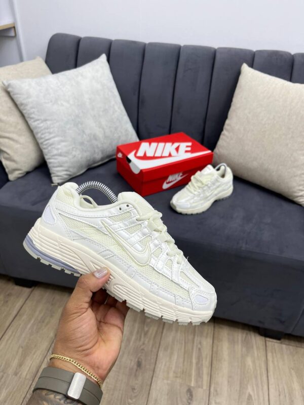 Nike P6000